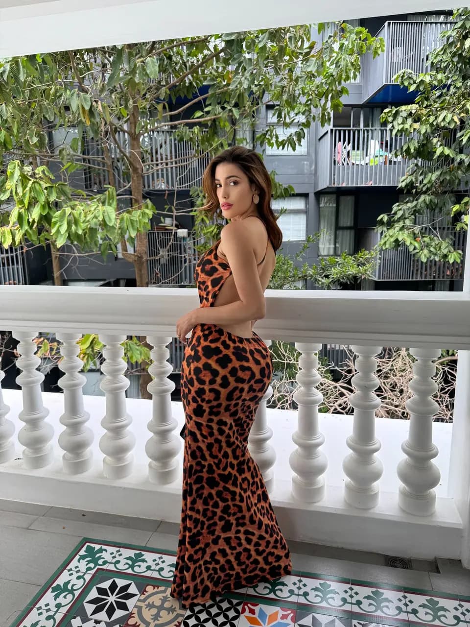 Avery 2