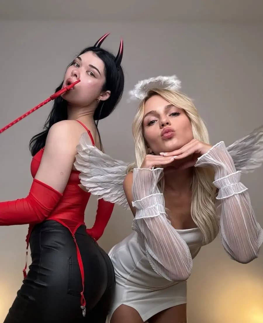 Elsa and Rosa 3
