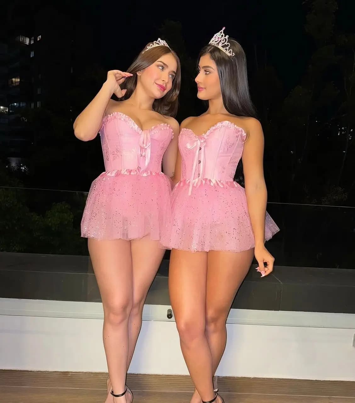 Sofia and Anna 3
