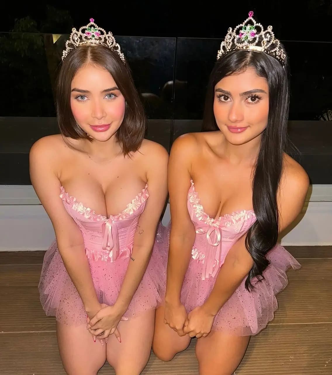 Sofia and Anna 4