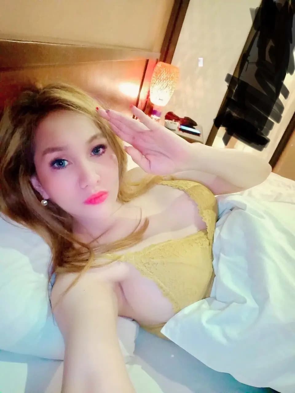 小露 2