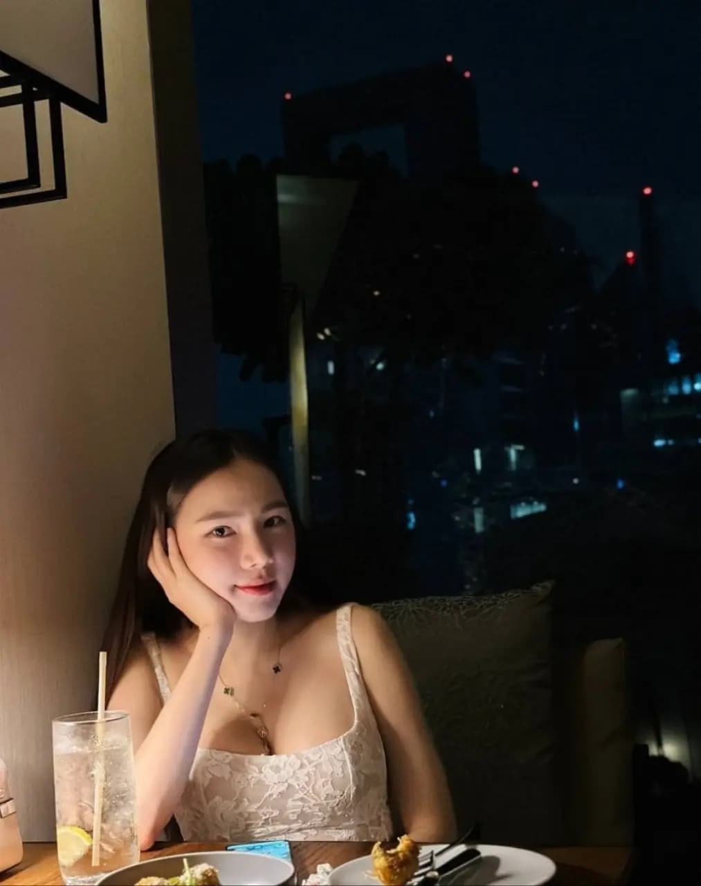 小怡 2