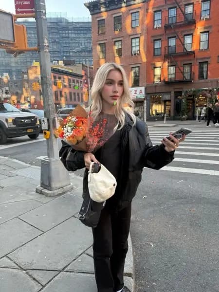Ava_Ava 2